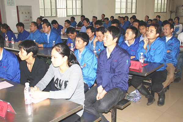 2012年3月1日，潔麗管理升級動員大會召開