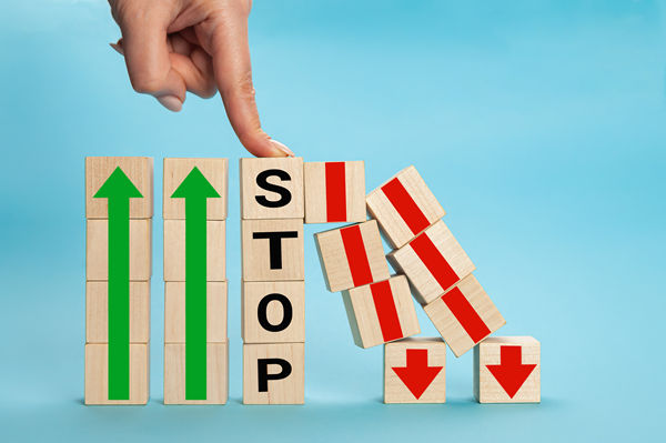 智能決策：利用數(shù)據(jù)驅(qū)動策略，提升企業(yè)管理效能