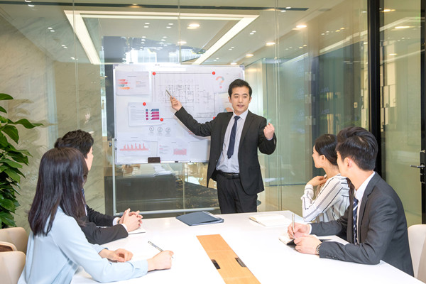 戰(zhàn)略評估：全面評估，提升企業(yè)運營效益