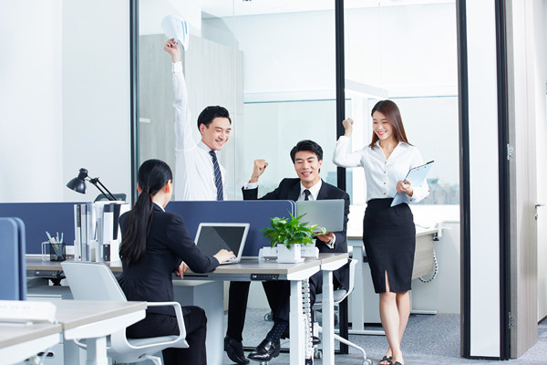 年度經(jīng)營計劃：聚焦核心業(yè)務(wù)，提升核心競爭力