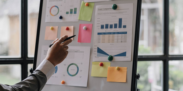 集團(tuán)管控：打破信息孤島，構(gòu)建高效信息共享平臺(tái)