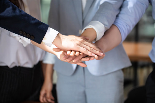 人才是企業(yè)的未來(lái)，人力資源管理成就卓越之路