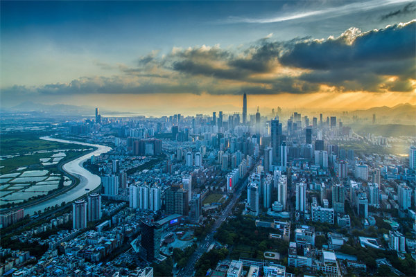 精準把握市場脈搏，制定經(jīng)營計劃，引領企業(yè)搶占先機