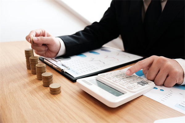 國際化企業(yè)如何跨地域制定公平合理的薪酬標(biāo)準(zhǔn)？