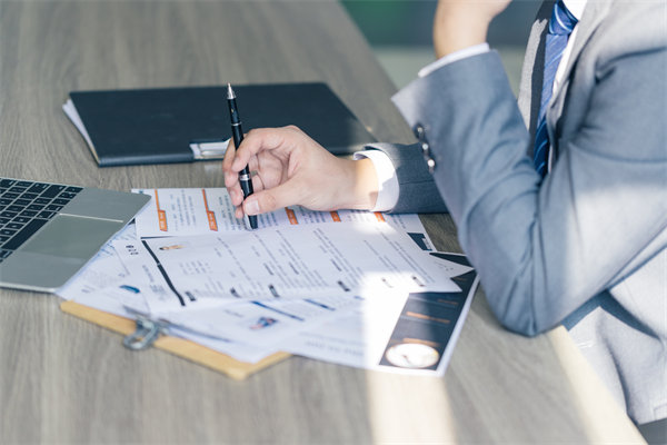 企業(yè)在招聘過程中，如何確保公平性與多樣性并存？
