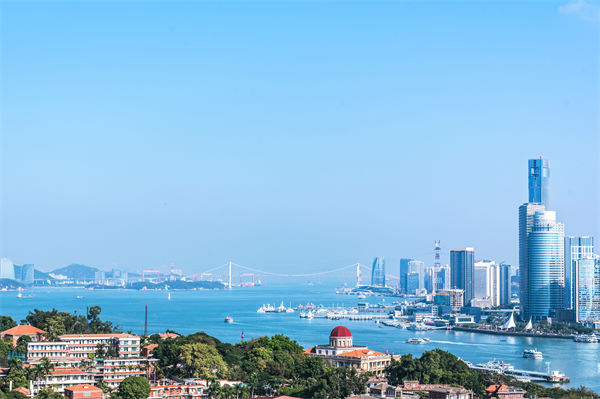 廈門營(yíng)銷咨詢公司如何為企業(yè)定制精準(zhǔn)營(yíng)銷策略？