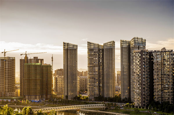 北上廣深樓市集體回暖，對(duì)制造型企業(yè)有何啟示？