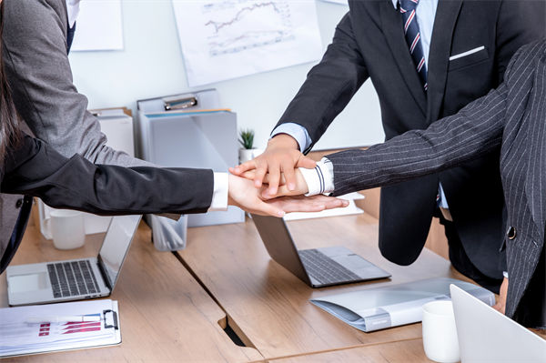 年度經(jīng)營計劃如何與企業(yè)的長期戰(zhàn)略目標(biāo)相銜接？