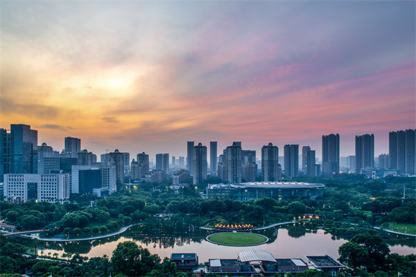佛山預(yù)算管理咨詢公司如何助力企業(yè)實(shí)現(xiàn)預(yù)算精準(zhǔn)控制？