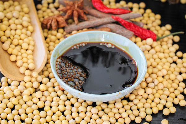 廠商回應(yīng)零添加醬油檢出鎘和砷，相關(guān)企業(yè)有何啟示？