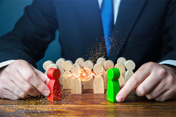 新老業(yè)務(wù)沖突不斷，企業(yè)戰(zhàn)略管理如何平衡布局？