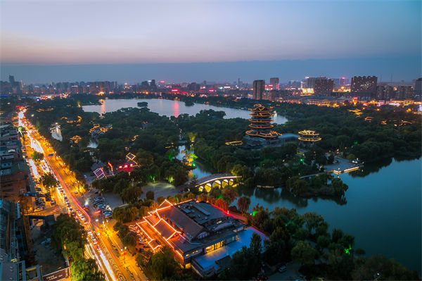 戰(zhàn)略規(guī)劃總落空？濟(jì)南戰(zhàn)略咨詢公司如何讓目標(biāo)落地有跡可循？