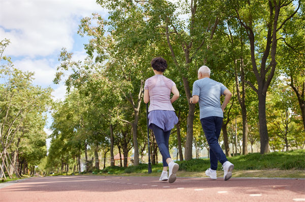中國(guó)人均預(yù)期壽命79歲，對(duì)企業(yè)文件有何啟示？