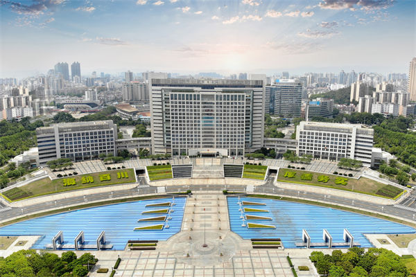 年度計劃寫得漂亮卻落不了地，東莞年度經(jīng)營計劃咨詢公司能抓實嗎？