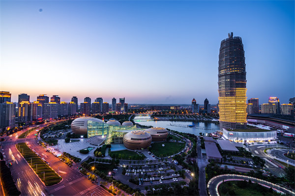 鄭州管理咨詢機(jī)構(gòu)若不懂本地產(chǎn)業(yè)邏輯，怎幫企業(yè)踩準(zhǔn)發(fā)展節(jié)奏？