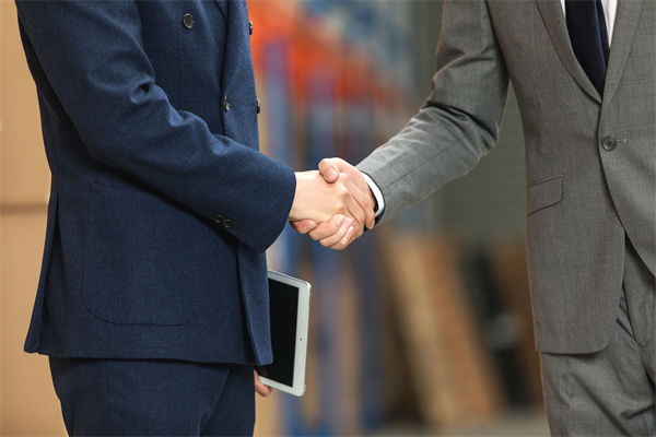 精益生產(chǎn)管理咨詢公司，能幫工廠減少浪費(fèi)降成本嗎？